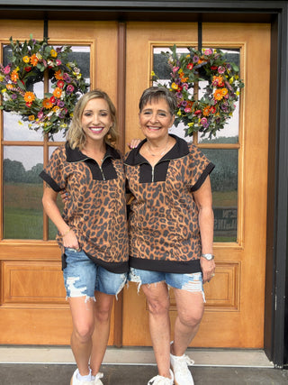 Lovey Leopard zip up Top